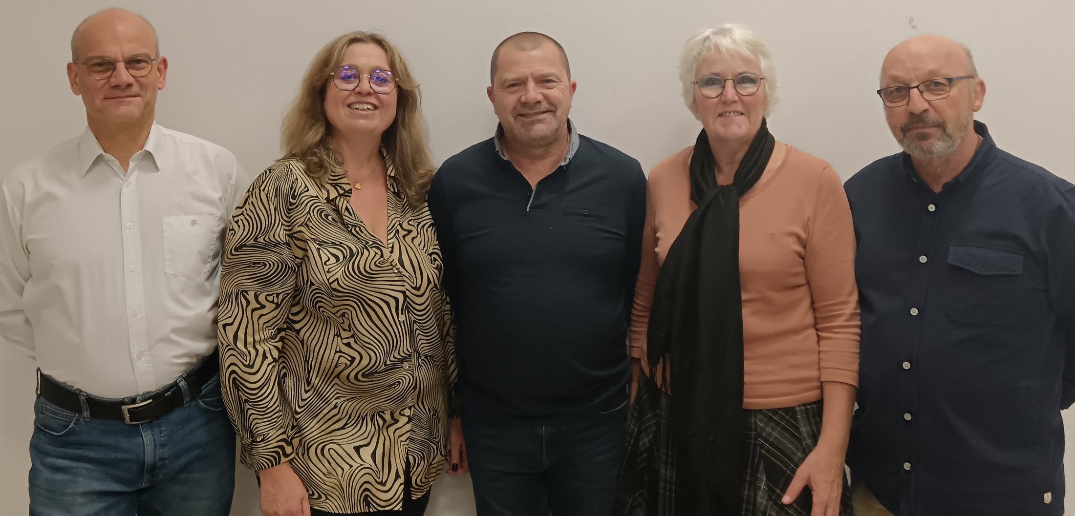 Les cinq membres du bureau de l'association Bacchus95